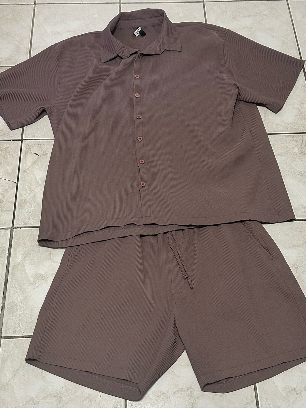 boohooMAN Purple Mauve Button Up Shirt Shorts Set Size 2XL Collared Drawstring